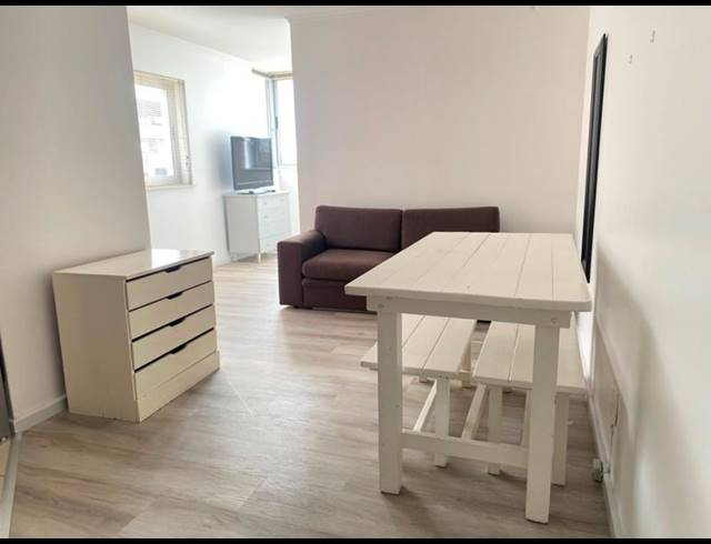 1 BEDROOM PROPERTY TO RENT IN CLAREMONT